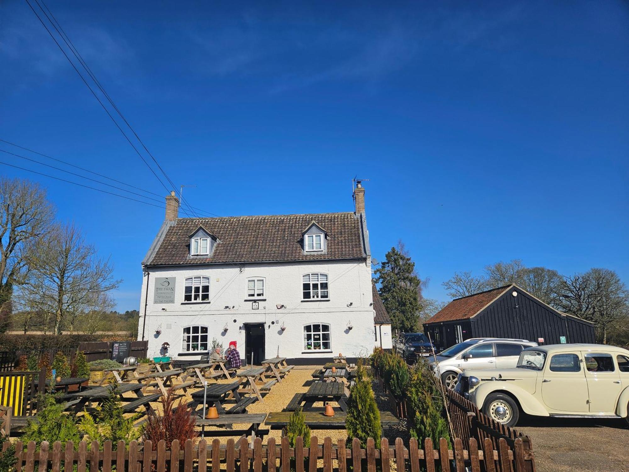 The Swan Inn Hilborough Kültér fotó